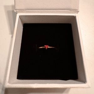 Mejuri Gemstone Trillion Stacker Ring